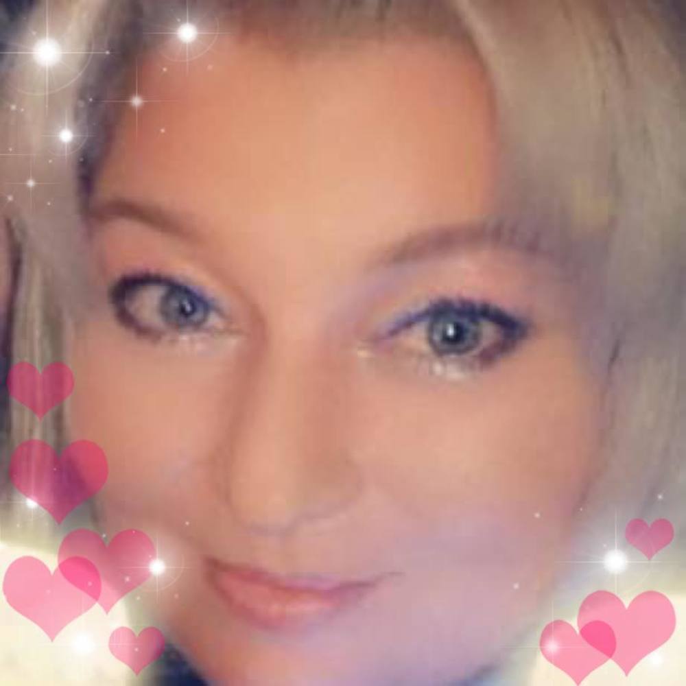 Meet your Posher, Elena